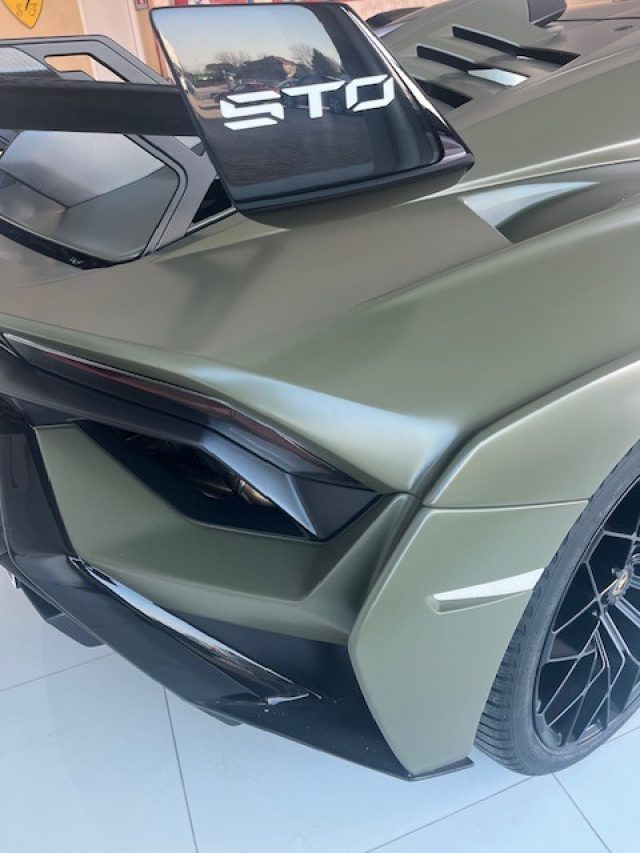 LAMBORGHINI Huracan usata 5