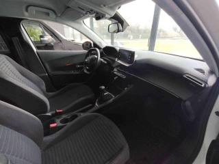 PEUGEOT 2008 usata, con Autoradio