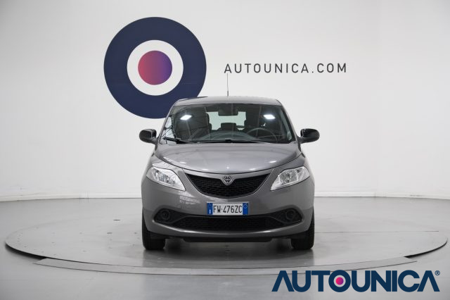 LANCIA Ypsilon usata, con Airbag