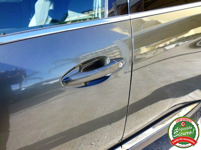 PEUGEOT 5008 usata, con MP3