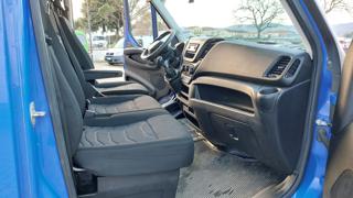 IVECO Daily usata, con USB