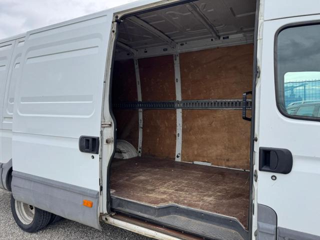 IVECO Daily usata 13