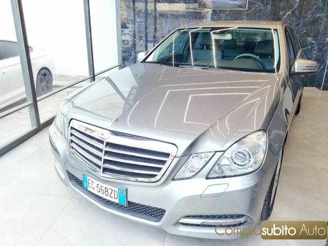 MERCEDES-BENZ E 220 usata, con Airbag