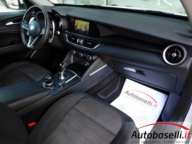 ALFA ROMEO Stelvio usata, con Touch screen