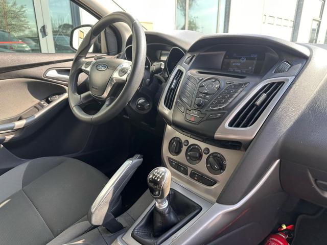 FORD Focus usata, con Specchietti laterali elettrici