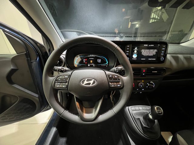 HYUNDAI i10 usata, con Sistema di navigazione