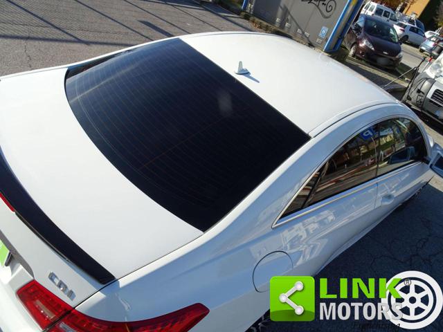 MERCEDES-BENZ E 220 usata, con Luci diurne LED