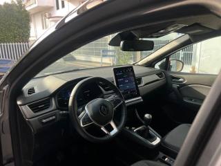 RENAULT Captur usata, con Sensori di parcheggio anteriori