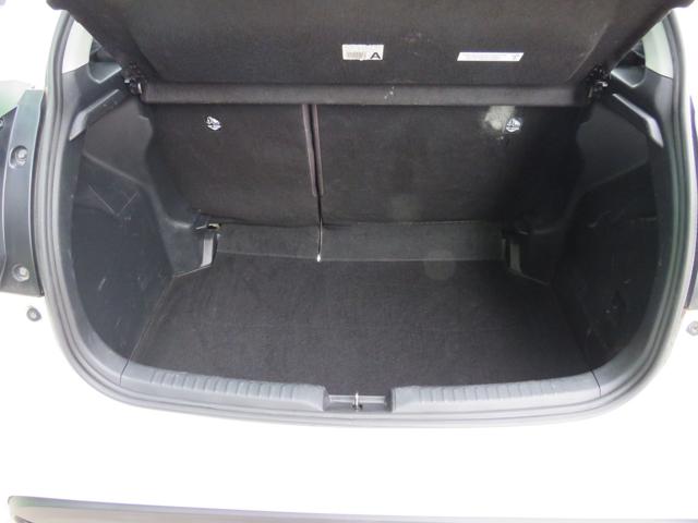 TOYOTA Yaris usata 20