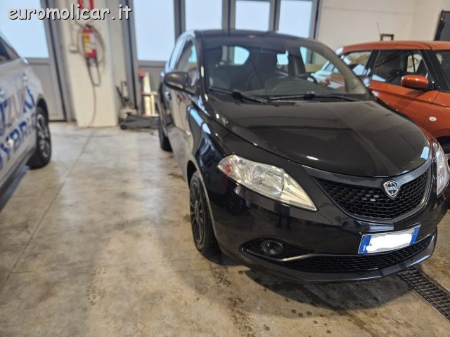 LANCIA Ypsilon usata, con ABS