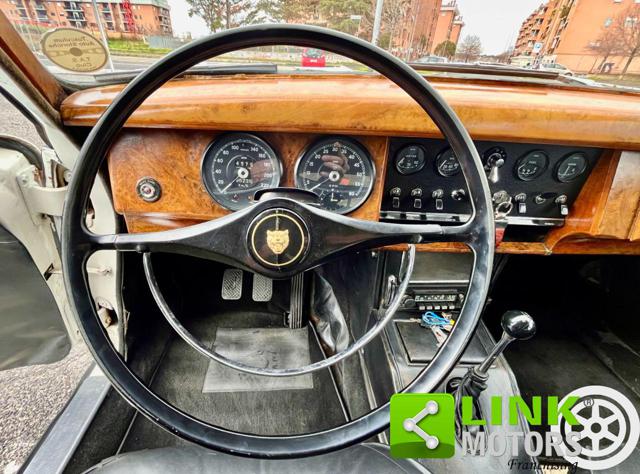 JAGUAR MK II usata 28