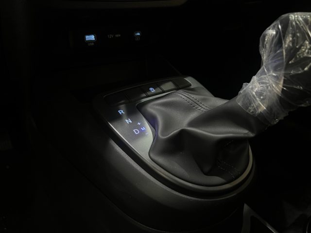 HYUNDAI i10 usata, con Frenata d