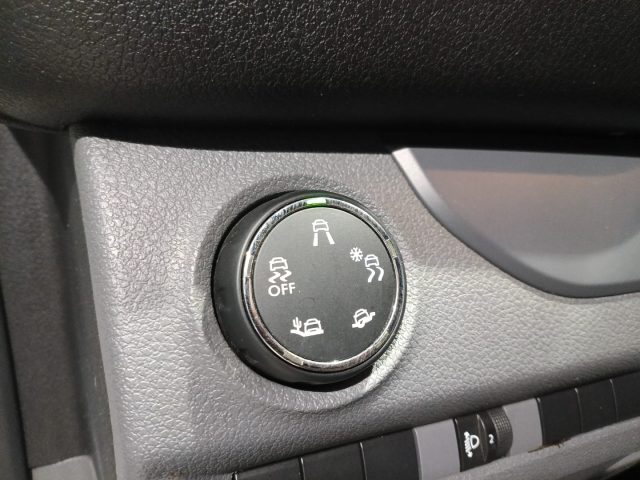 PEUGEOT Expert usata 10