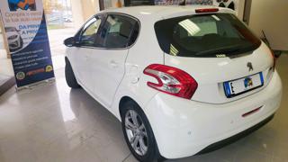 PEUGEOT 208 usata, con Cerchi in lega