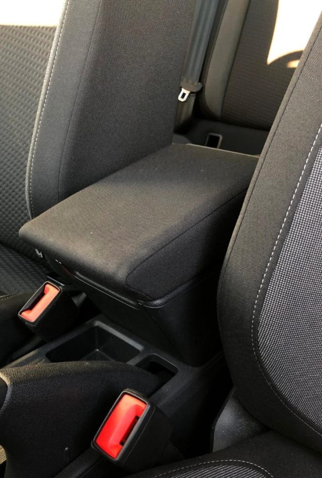 VOLKSWAGEN Taigo usata 40
