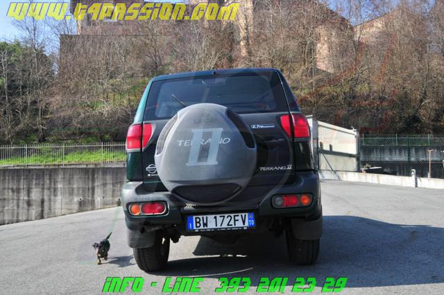 NISSAN Terrano II usata 40