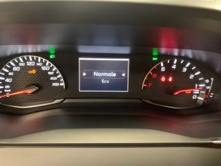 PEUGEOT 2008 usata, con USB