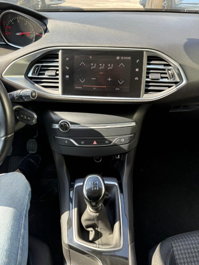 PEUGEOT 308 usata, con Climatizzatore