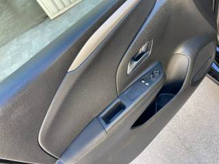 OPEL Corsa usata, con Sedile posteriore sdoppiato