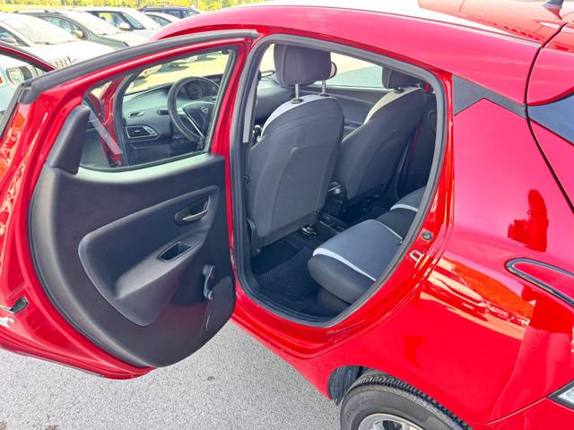 LANCIA Ypsilon usata 19