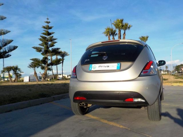 LANCIA Ypsilon usata 27