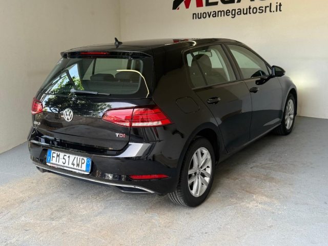 VOLKSWAGEN Golf usata, con Autoradio