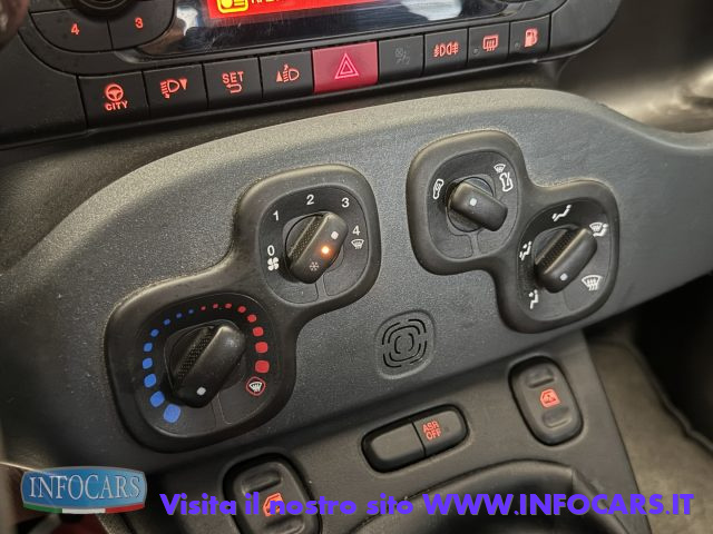 FIAT Panda usata, con Sensori di parcheggio posteriori
