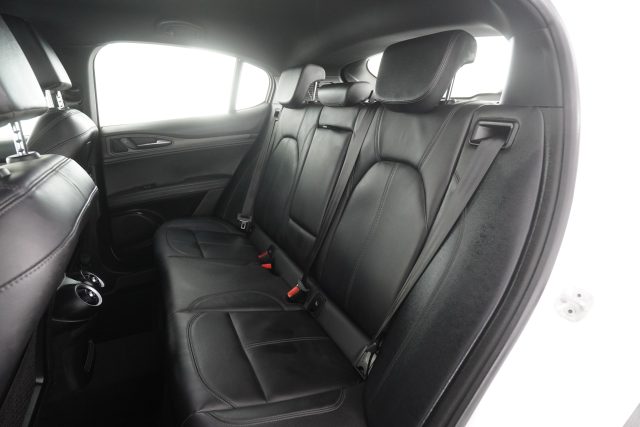 ALFA ROMEO Stelvio usata 9