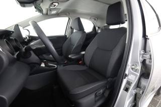 TOYOTA Yaris usata 2