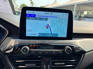 FORD Kuga usata, con USB