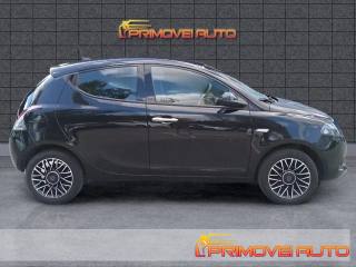 LANCIA Ypsilon usata, con Airbag