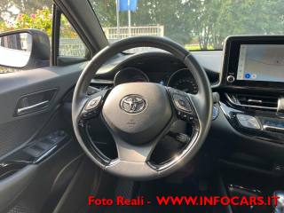 TOYOTA C-HR usata, con Autoradio