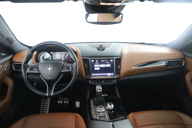 MASERATI Levante usata 3