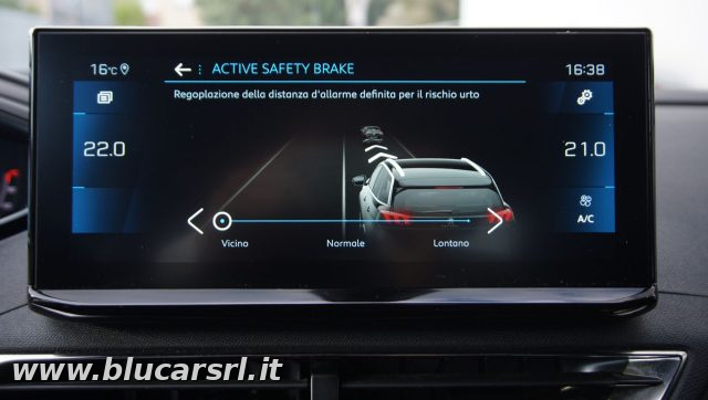 PEUGEOT 5008 usata, con Sensori di parcheggio posteriori