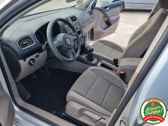 VOLKSWAGEN Golf usata, con Autoradio