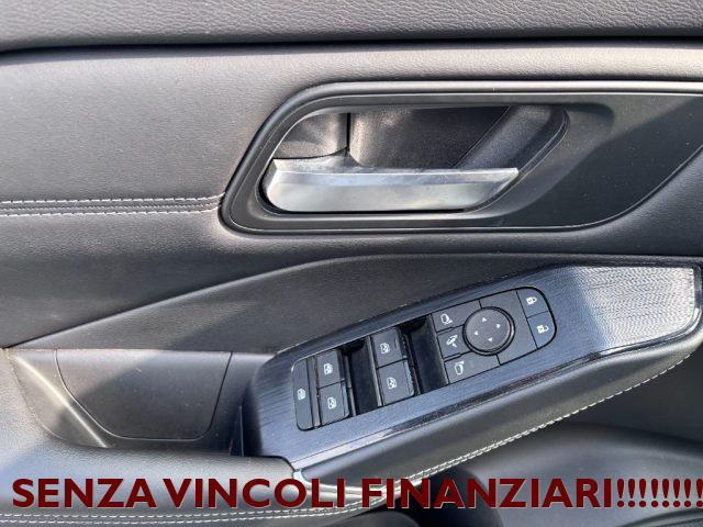 NISSAN Qashqai usata, con Controllo automatico clima