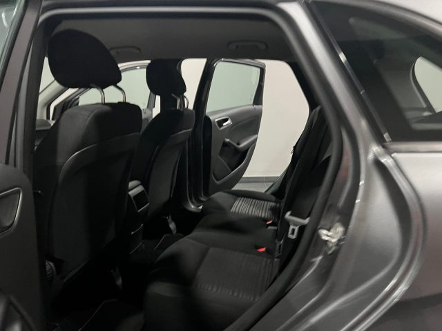 MERCEDES-BENZ B 180 usata, con Climatizzatore