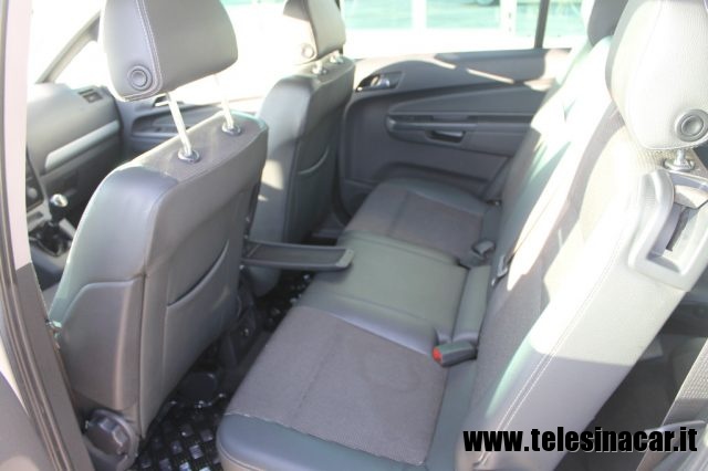 OPEL Zafira usata, con Chiusura centralizzata