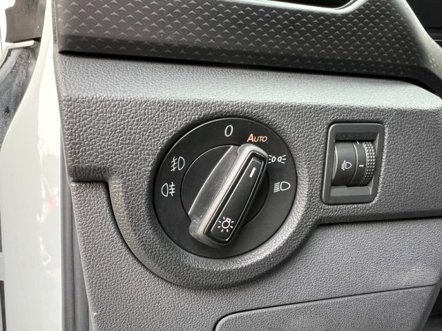 VOLKSWAGEN T-Cross usata 20