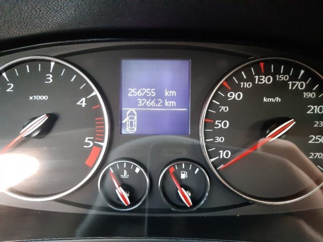 RENAULT Laguna usata, con Cerchi in lega