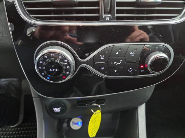 RENAULT Clio usata, con Airbag laterali