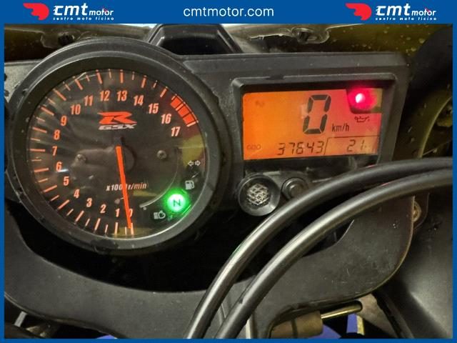SUZUKI GSX R 600 usata 6