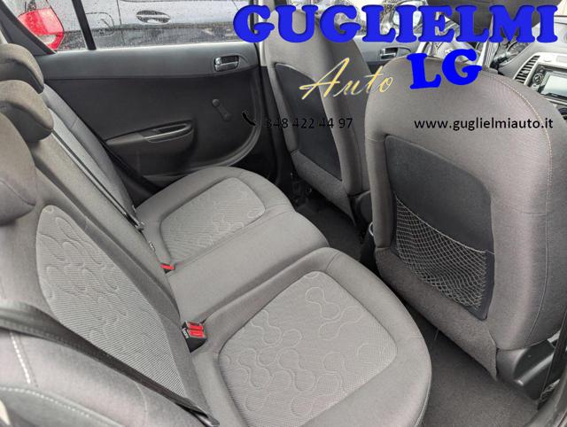 HYUNDAI i20 usata 28