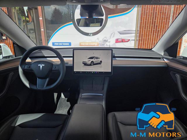 TESLA Model Y usata, con Park Distance Control