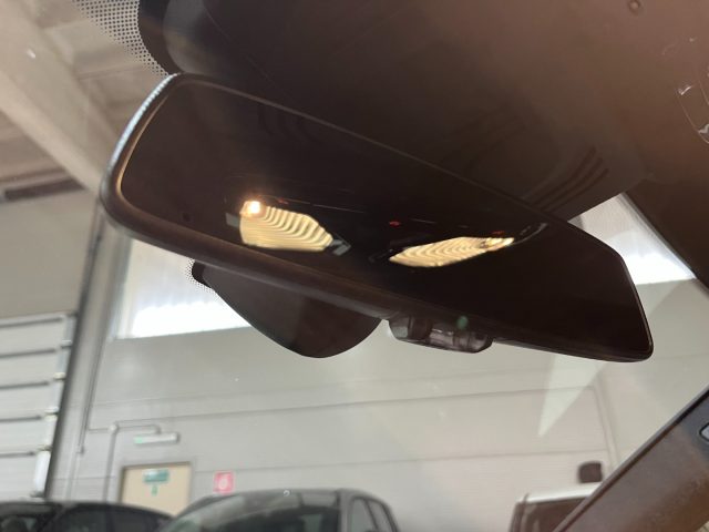 BMW 320 usata, con Servosterzo