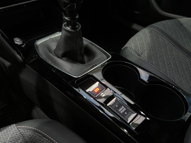 PEUGEOT 2008 usata, con MP3