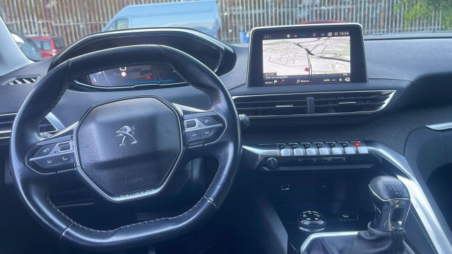 PEUGEOT 3008 usata, con Fendinebbia