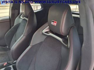 TOYOTA Yaris usata, con ESP