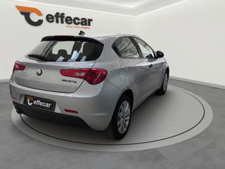 ALFA ROMEO Giulietta usata, con Autoradio