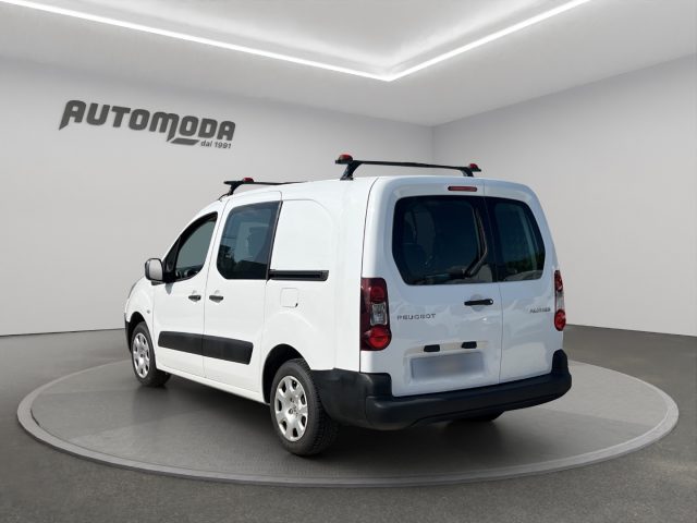 PEUGEOT Partner usata, con Specchietti laterali elettrici